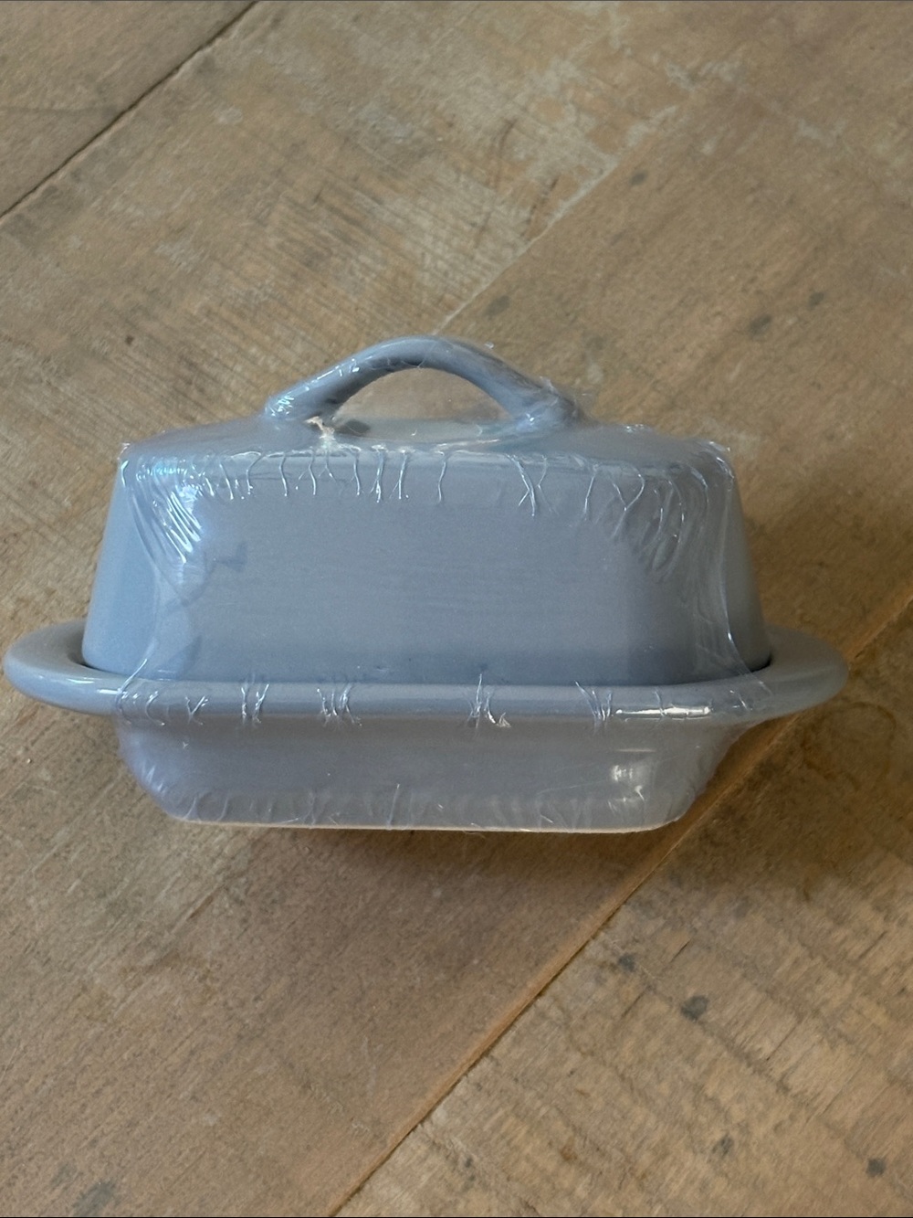 Chantal 5 Inch Ceramic Butter Dish with Lid - Light Gray NWT